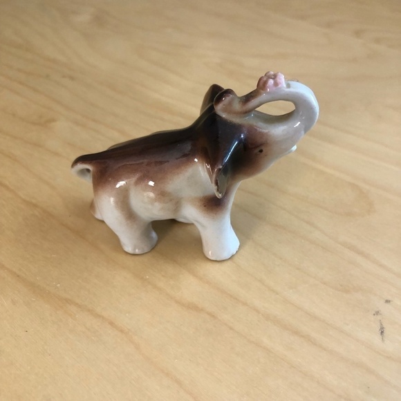 Vintage Porcelain Elephant Figurine - Picture 4 of 9